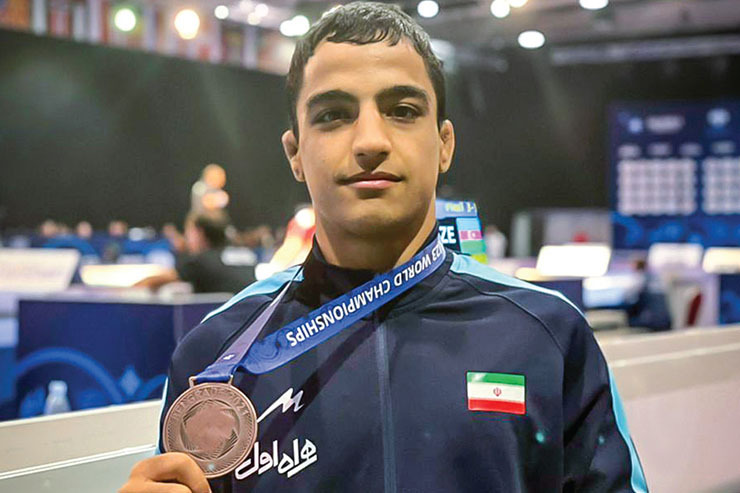 احمد محمدنژاد عضو تیم ملی کشتی ایران