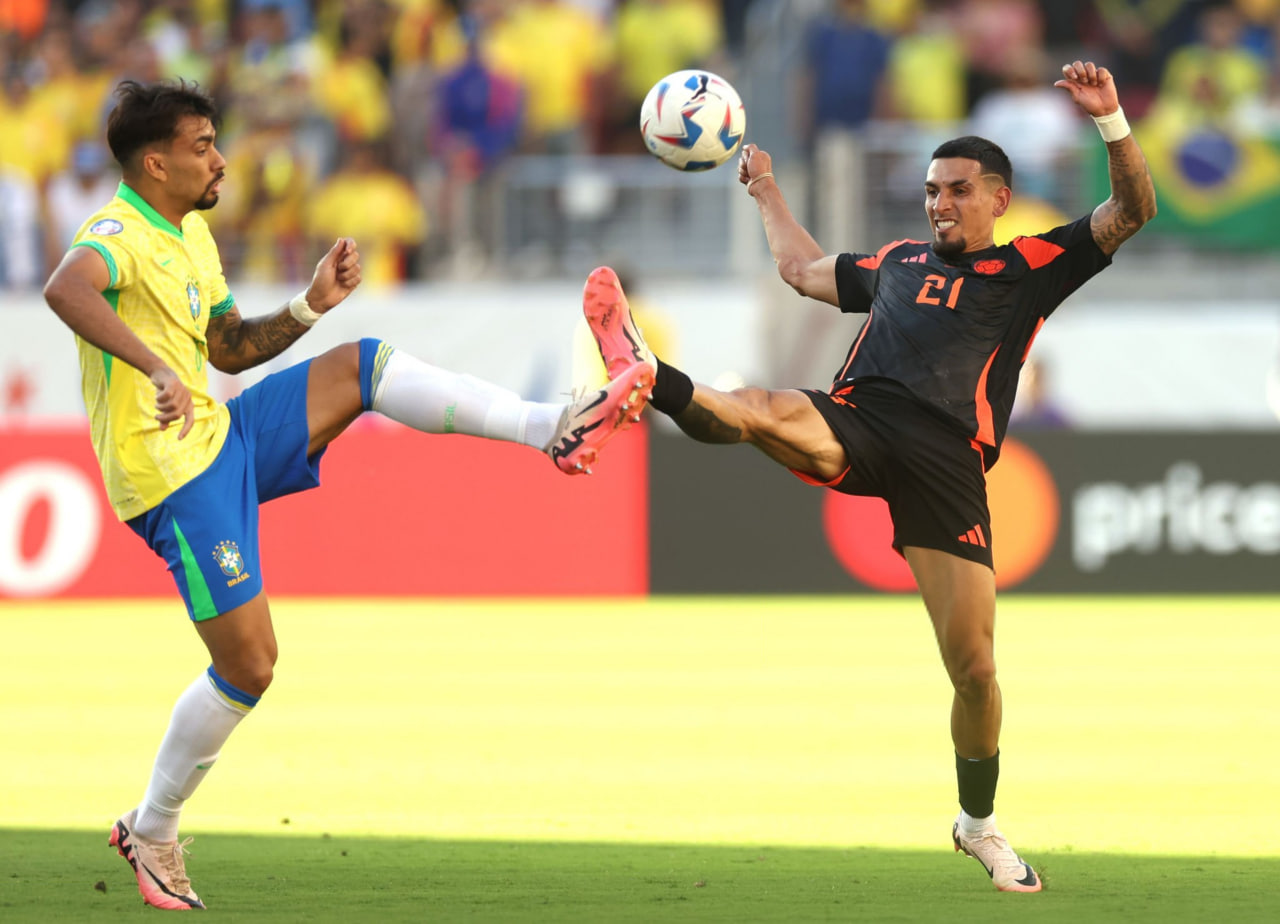 جدال پاکتا و مونیوز بر سر توپ - برزیل و کلمبیا، مرحله گروهی کوپا آمریکا 2024