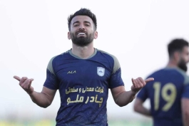 هادی حبیبی نژاد - چادرملو - لیگ برتر فوتبال ایران