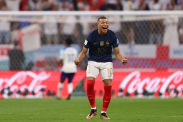 شادی خاص کیلیان امباپه مقابل انگلیس در جام جهانی 2022