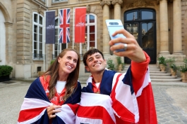 هلن گلوور و تام دیلی دو پرچم‌دار کاروان بریتانیا در المپیک پاریس