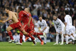 شادی بازیکنان بایرن مونیخ مقابل رئال مادرید در نیمه نهایی لیگ قهرمانان اروپا 12-2011