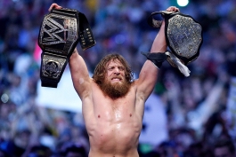 دنیل-برایان - رسلمنیا-۳۰ - قهرمانی-WWE - باتیستا - رندی-اورتون - YES-Movement - تریپل-اچ - مسابقه-تاریخی - کمربند-متحد - کشتی‌حرفه‌ای