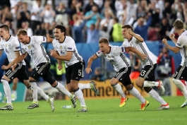 صعود آلمان به نیمه نهایی یورو با غلبه بر ایتالیا در ضربات پنالتی (2016/7/2)