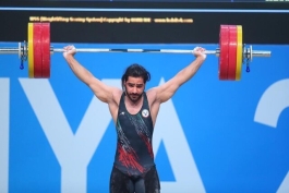 وزنه بردار قهرمان ایران