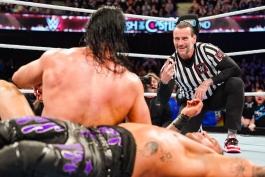 سی ام پانک در WWE Clash at the Casle