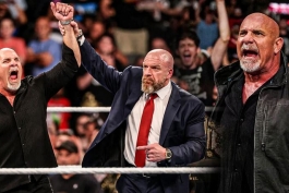 بیل گلدبرگ و تریپل اچ، اسطوره‌های کشتی کج و WWE در بدبلاد 2024