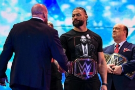 تریپل اچ و رومن رینز، ستارگان کشتی کج و WWE