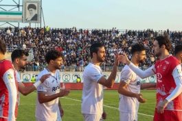 عکس از بازی ملوان و پرسپولیس