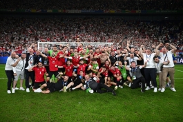 جشن بازیکنان گرجستان پس از صعود در یورو 2024