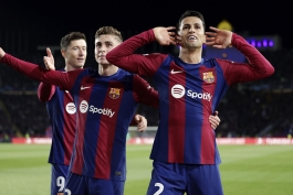 پیروزی بارسلونا مقابل ناپولی و صعود به یک‌چهارم نهایی لیگ قهرمانان اروپا