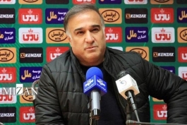 سیروس دین محمدی سرمربی پیکان در نشست خبری بعد از بازی با استقلال 