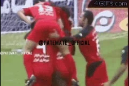 روز چپ دست مبارک😂😂😂😂😂
