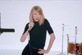 دانلود موزیک ویدئو آهنگ Shake It Off از Taylor Swift