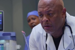 ویدئوی Dre's Anatomy از برنامه Jimmy Kimmel با حضور Dr. DRE, Snoop Dogg, 50 Cent & Eminem