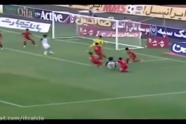  مهدی طارمی : در پورتو که بودم علی کریمی تو تمرینات بهم لایی زد و من بهش گفتم جلوی پرتغالی ها ابروی منو بردی کاش اینجا احترام بزرگ تر رو نگه میداشتی (فان) 