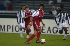 UEFA Champions League soccer, season 2004-2005. Juventus vs FC Bayern Munchen. Michael Ballack (Munchen).