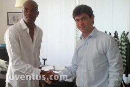 رسمی: اوگبونا قرارداد خود با یوونتوس را به امضا رساند
