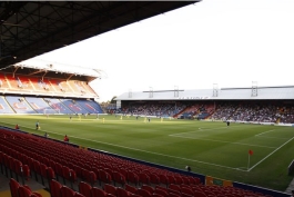 تصاویری از ورزشگاه خانگی کریستال پالاس (selhurst park)