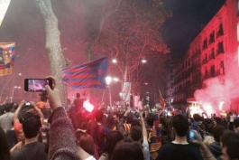 جشن مردم بارسلون(کاتالونیا)در خیابان ها