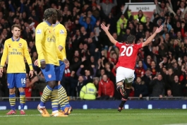  ♥♥ Ohhhhh Robin Van Persie  ♥♥