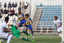 گسترش فولاد 3 - 0 پدیده؛ خالقی فر ناجی کمالوند شد!