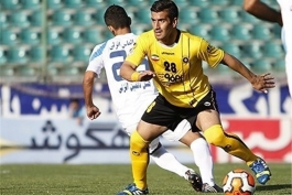 واکنش باشگاه سپاهان به شایعات در خصوص رقم قرارداد حاج صفی
