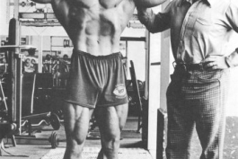 bodybuilding  arnold