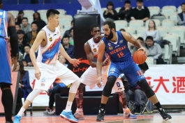 سوپرلیگ بسکتبال چین؛ دو برد و یک باخت برای لژیونرهای ایران
