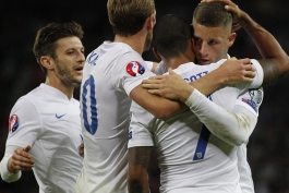 انگلستان 2-0 استونی؛ نهمین پیروزی  متوالی انگلستان در دور انتخابی یورو 2016