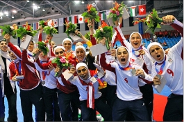 شیخ سلمان  قهرمانی  تیم ملی فوتسال زنان ایران را تبزیک گفت 