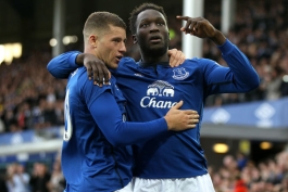 Romelu Lukaku - اورتون - Everton - لیگ برتر انگلیس - The Toffees - نقل و انتقالات منچستریونایتد - Manchester United Transfers - راس بارکلی - Ross Barkley - منچستریونایتد - Manchester United - Red Devils - شیاطین سرخ - آبی های لیورپول