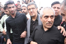 هواداران استقلال خطاب به طاهری: تو و وزیر پرسپولیسی باعث بدبختی‌های استقلال هستید!
