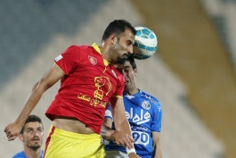 نیمه اول؛ نفت تهران 0-0 استقلال