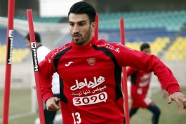 مدافع پرسپولیس