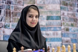 سارا خادم الشریعه عضو تیم ملی شطرنج بانوان