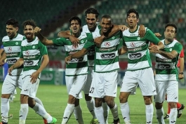 ذوب آهن 2-0 سپاهان؛ پیروزی روحیه بخش شاگردان حسینی در شب خداحافظی نویدکیا از میادین