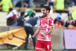 احمد نوراللهی هافبک پرسپولیس