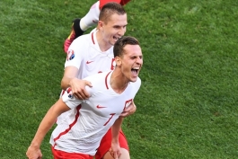 لهستان 1-0 ایرلند شمالی؛ نمایش خوب عقاب های سفید در اولین گام