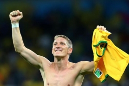 شواینی پس از درهم کوبیدن میزبان جام جهانی: از برزیلی ها عذرخواهی می کنم