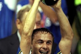 دنیس وایس  قهرمانی چلسی در سوپر کاپ اروپا 1998