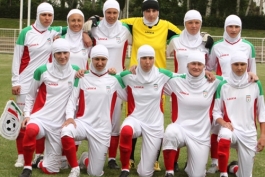 مستندسازان لهستانی در اردوی تیم ملی دختران فوتبالیست