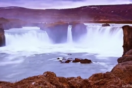 به یاد آر زیبایی های گذران را...