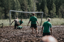 فوتبال باتلاقی - swamp-football