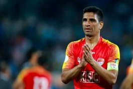 کاپیتان فولاد خوزستان از فوتبال خداحافظی کرد