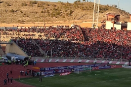 ورزشگاه تراکتور- فوتبال ایران