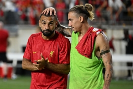 محمد صلاح و کوستاس سیمیکاس در پیراهن لیورپول