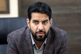 عکس از محمد مهدی احمدی سرپرست شرکت عمران، آب و خدمات کیش