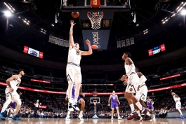 دنور ناگتس - ساکرامنتو کینگز - pepsi center - بسکتبال NBA