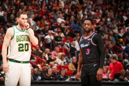 Dwyane Wade- Gordon Hayward- بوستون سلتیکس- میامی هیت- بسکتبال NBA- بسکتبال آمریکا- آمریکا